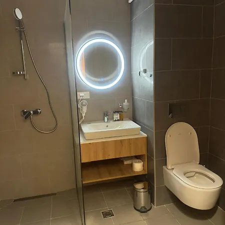 Mak D038 - U Sklopu Hotela Vucko * 亚霍里纳